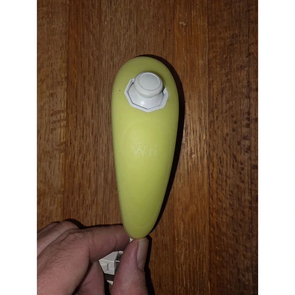 Nintendo Wii Nunchuk Controller Lime Green RVL-004 Official Accessory